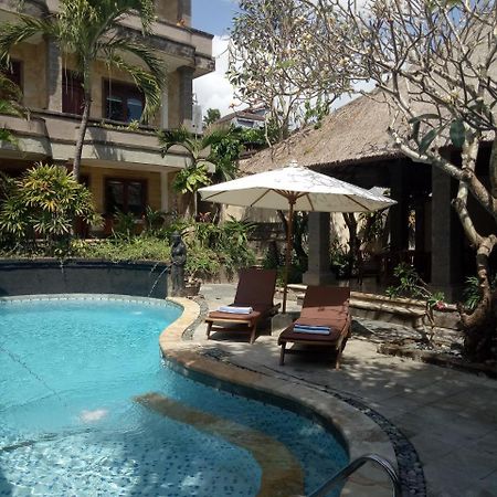 Ellies Hotel Nusa Dua  Zewnętrze zdjęcie