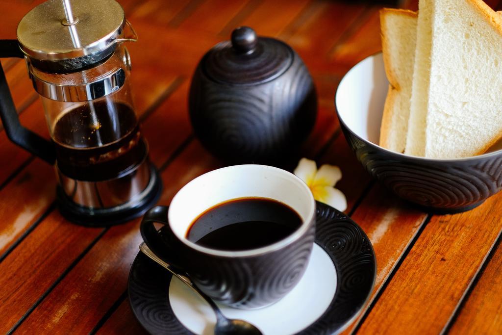 Ellies Hotel Nusa Dua  Zewnętrze zdjęcie