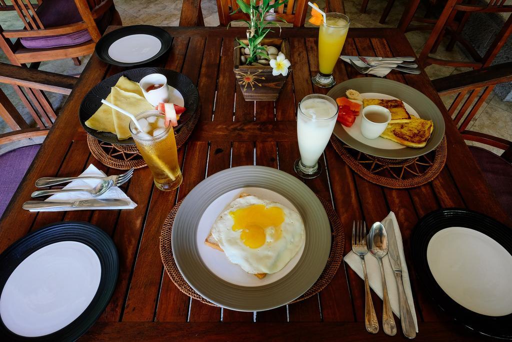 Ellies Hotel Nusa Dua  Zewnętrze zdjęcie
