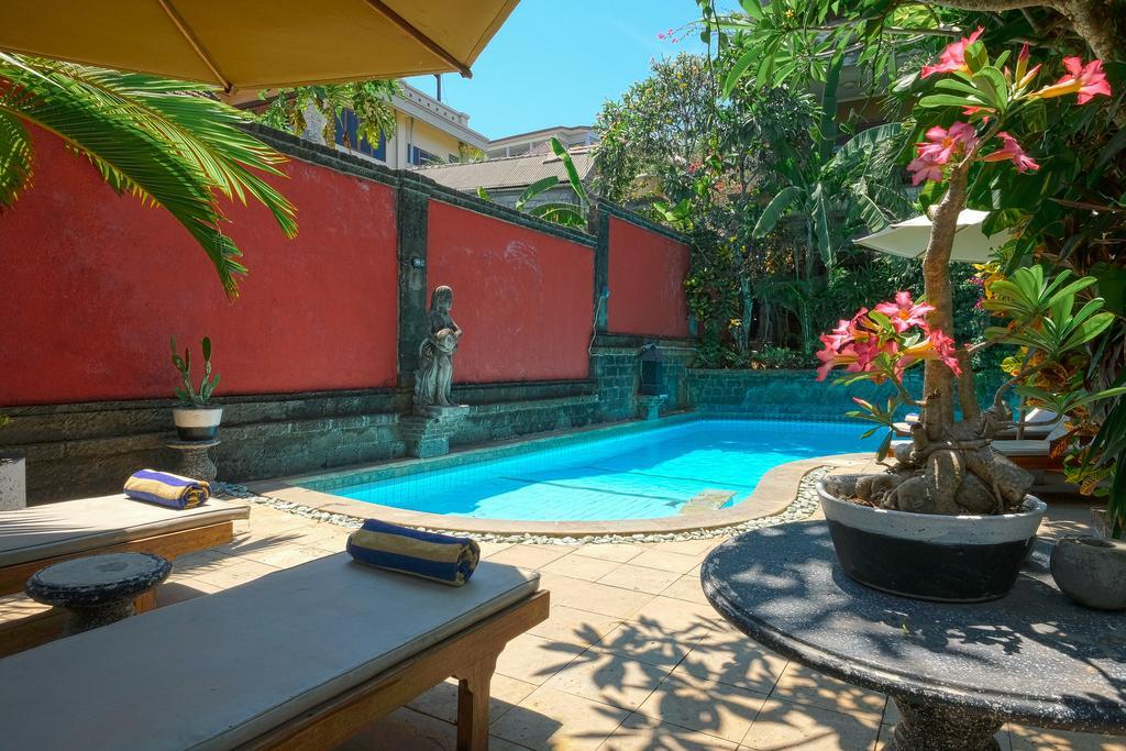 Ellies Hotel Nusa Dua  Zewnętrze zdjęcie
