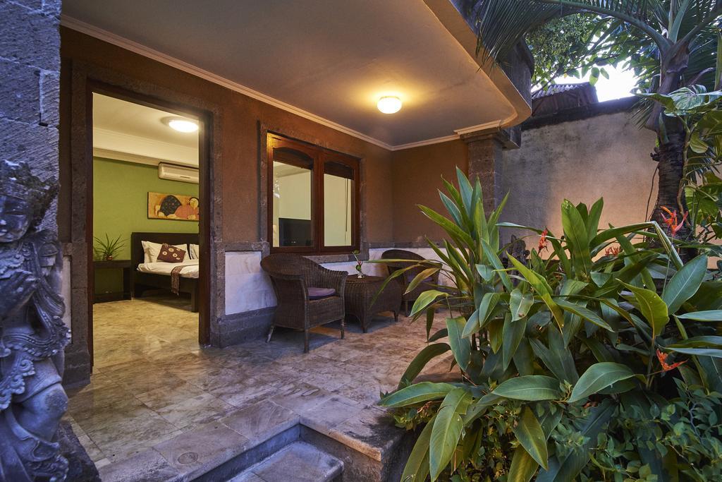 Ellies Hotel Nusa Dua  Zewnętrze zdjęcie