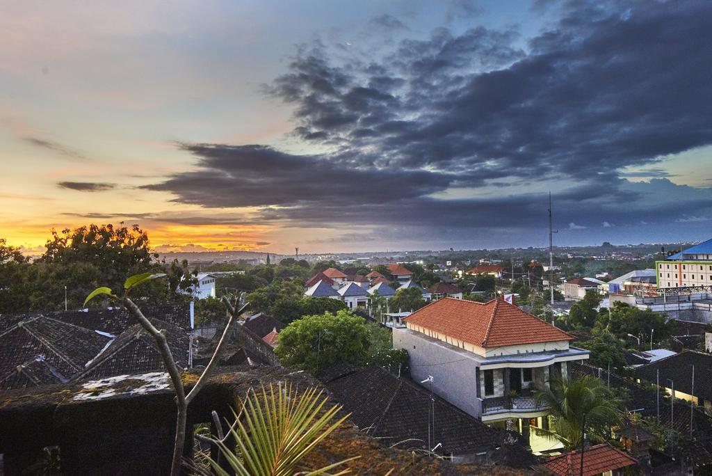 Ellies Hotel Nusa Dua  Zewnętrze zdjęcie