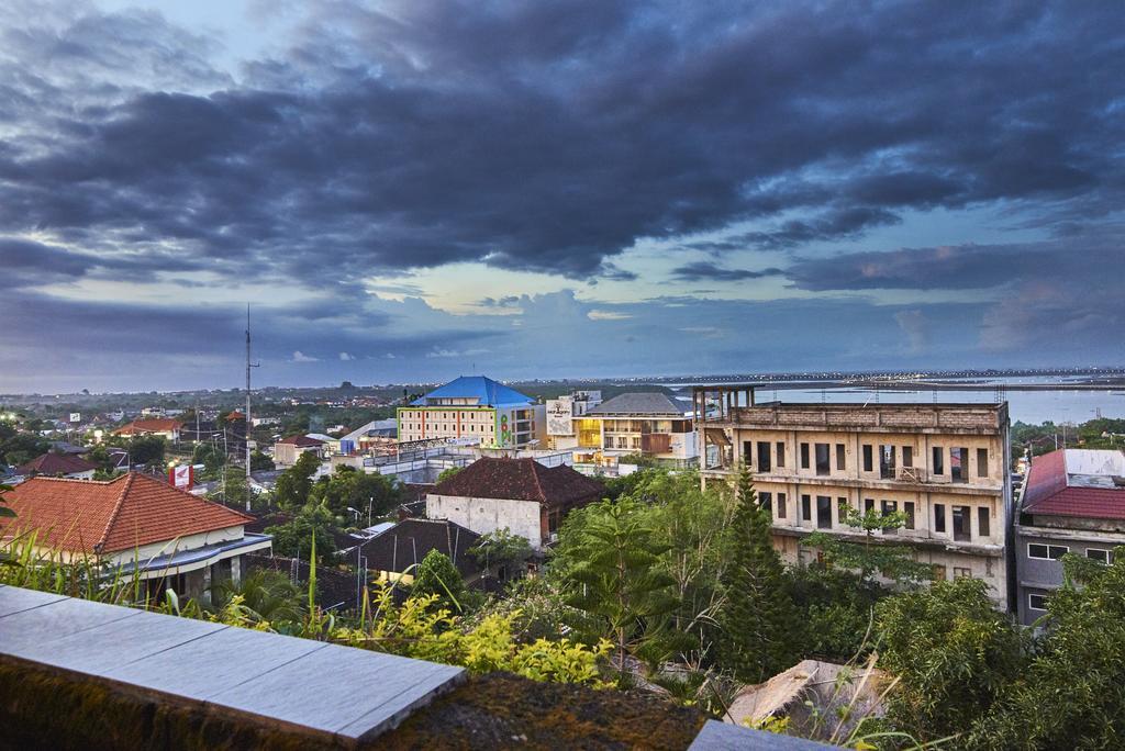 Ellies Hotel Nusa Dua  Zewnętrze zdjęcie