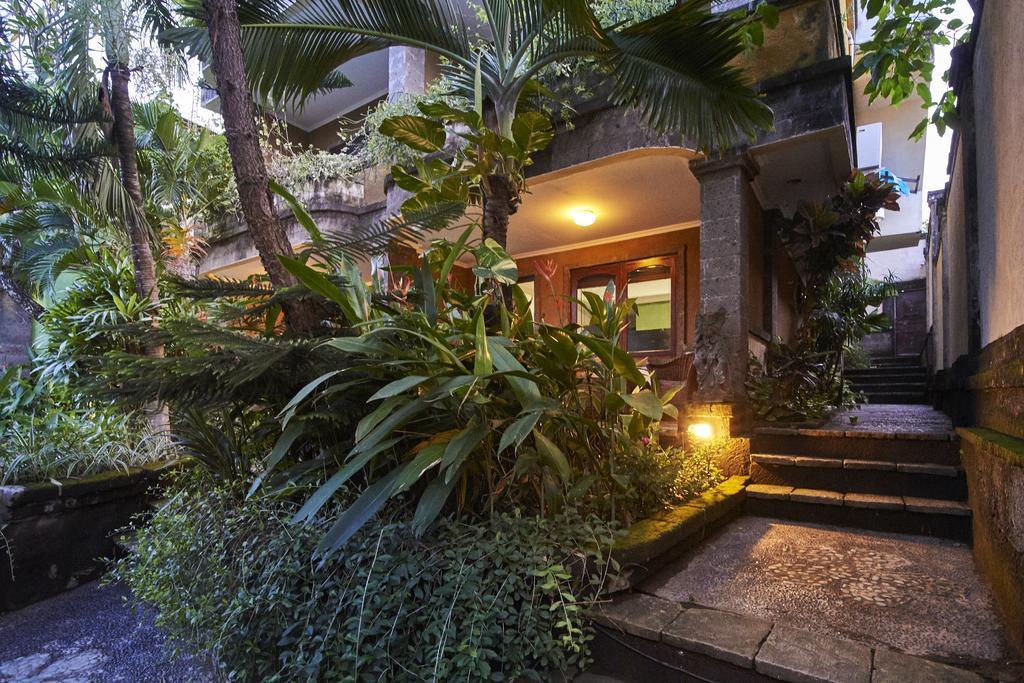 Ellies Hotel Nusa Dua  Zewnętrze zdjęcie