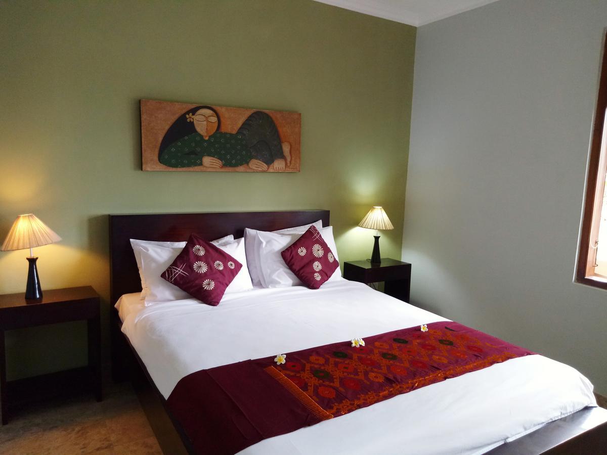 Ellies Hotel Nusa Dua  Zewnętrze zdjęcie