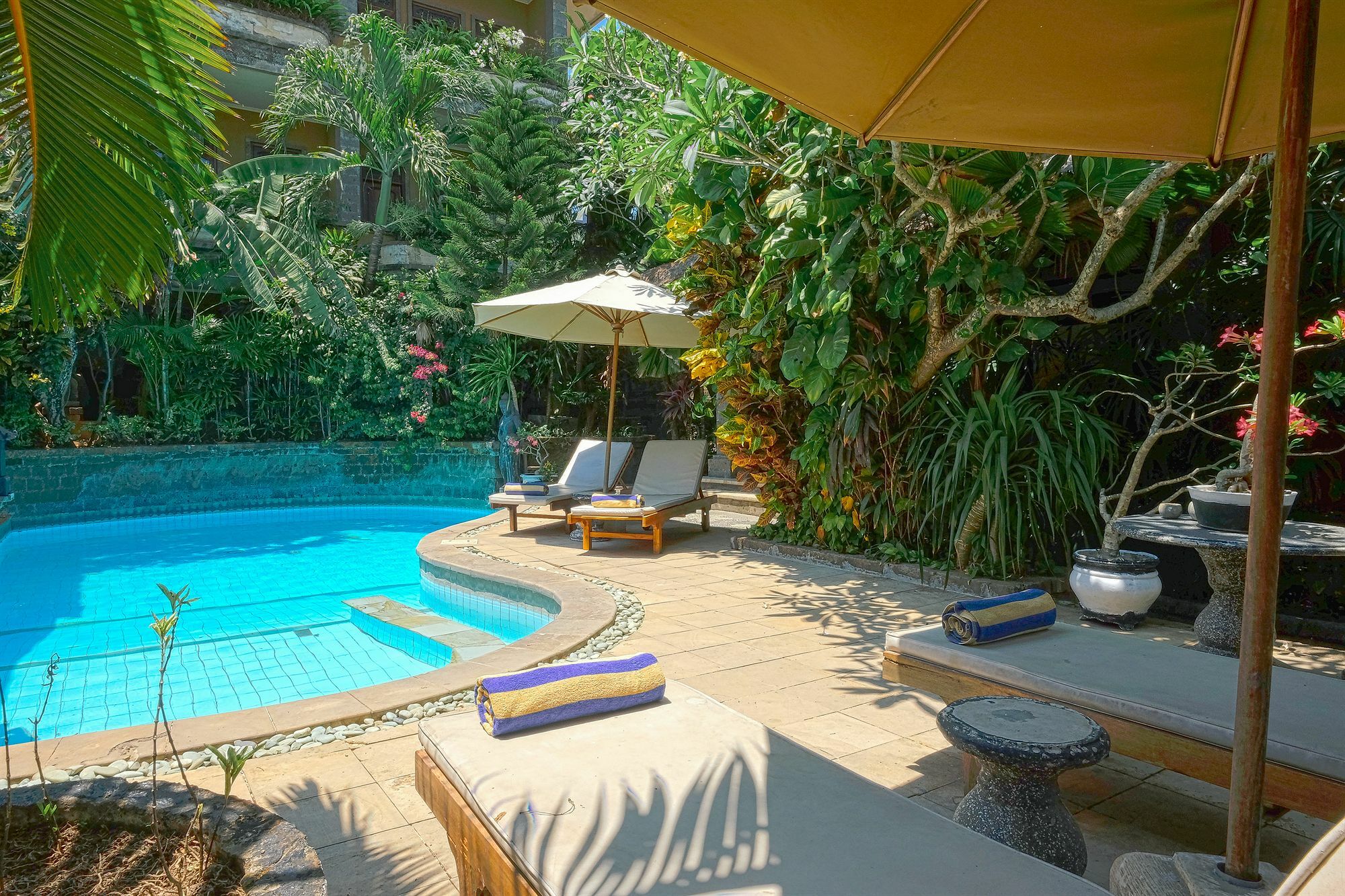 Ellies Hotel Nusa Dua  Zewnętrze zdjęcie