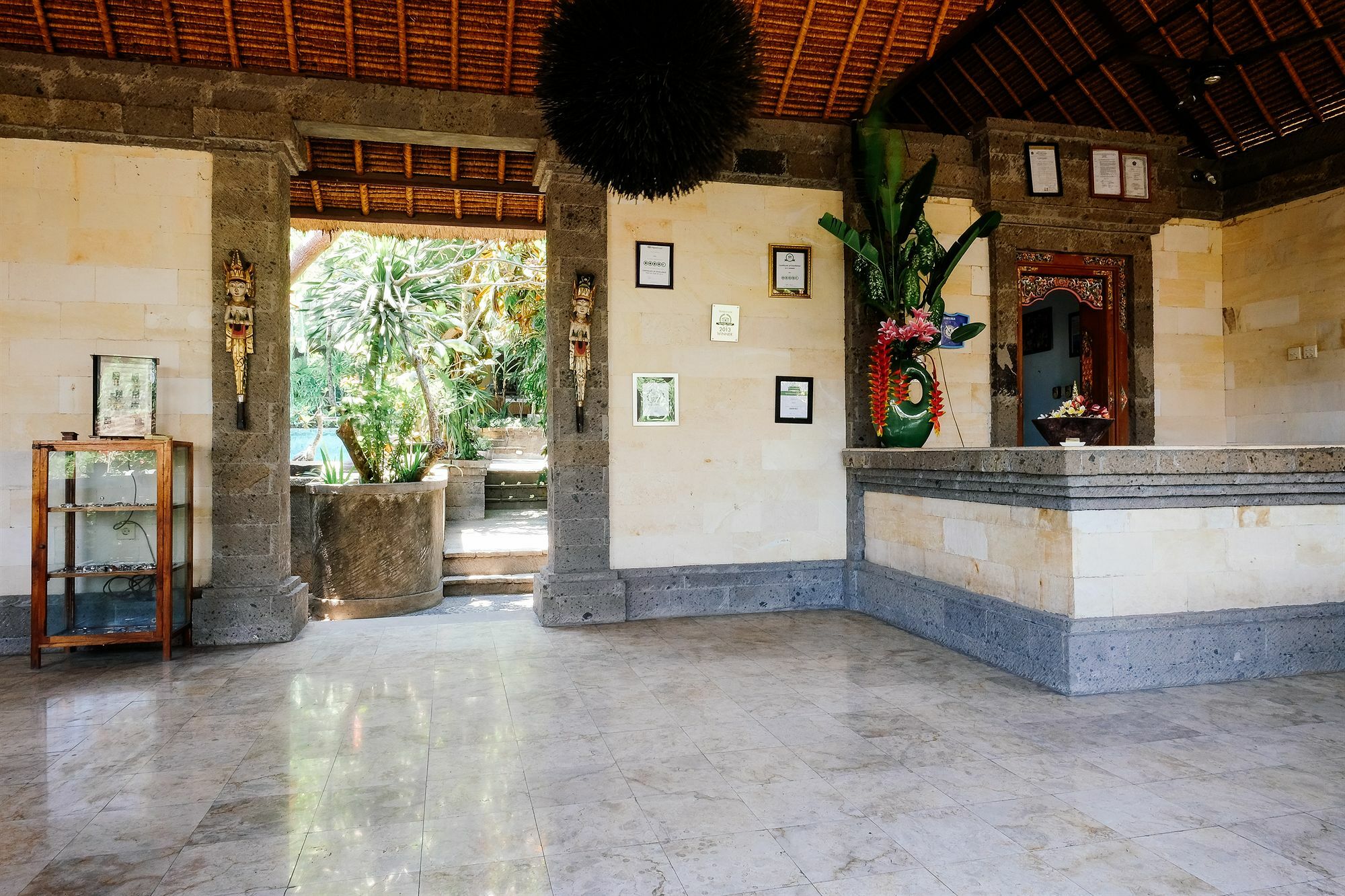 Ellies Hotel Nusa Dua  Zewnętrze zdjęcie